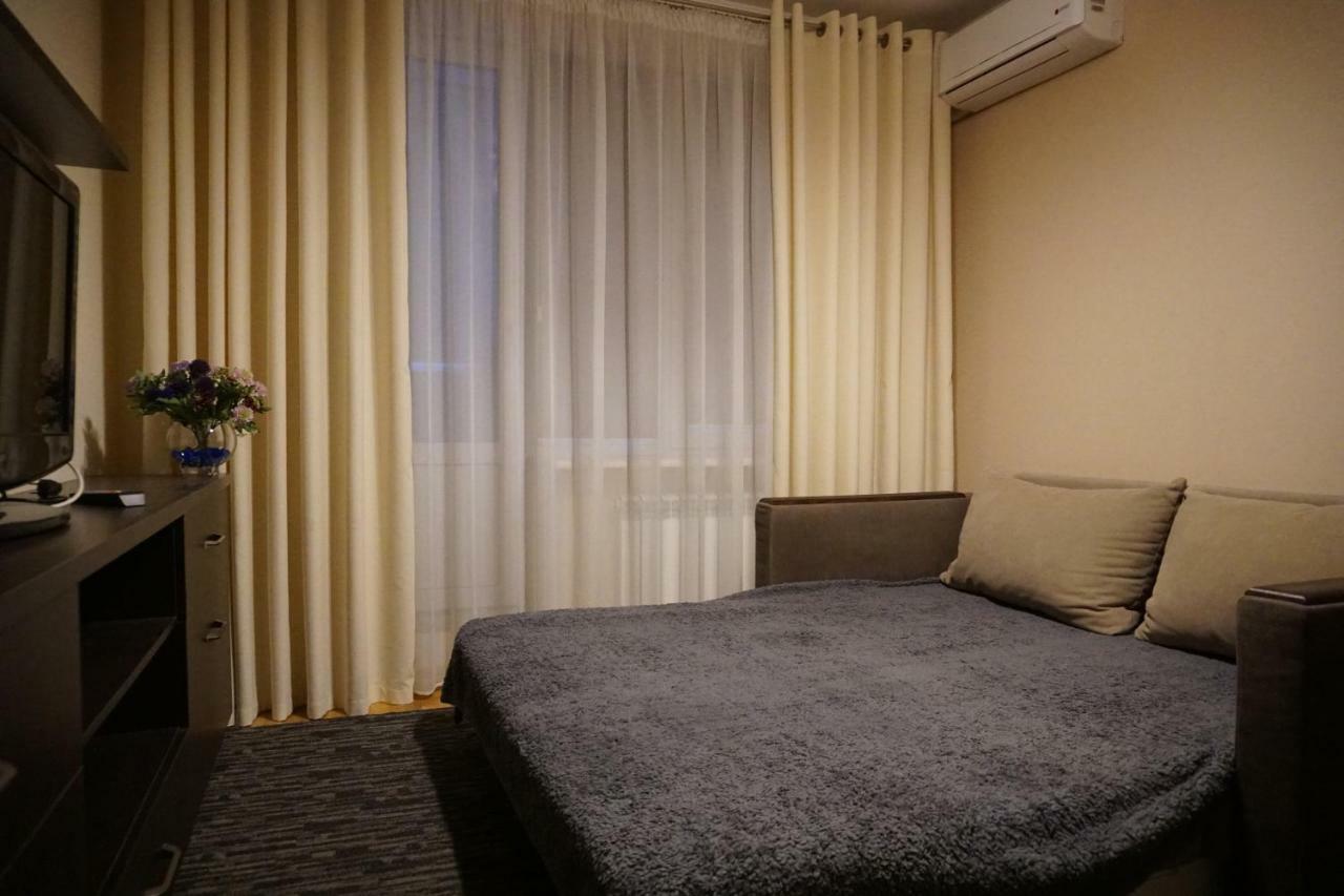 Квартира Рядом С Метро Kharkiv Eksteriør bilde